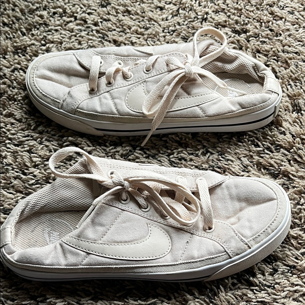 Women’s Nike Off-White Canvas slip on  Sneakers size 7